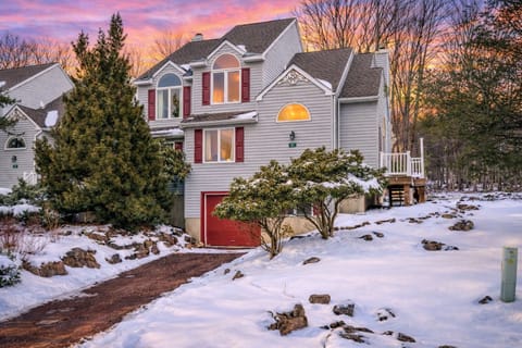 Welcome to Mountain Laurel Lodge!