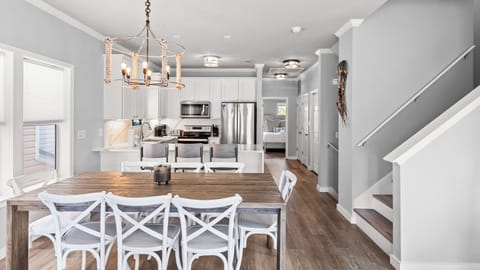Salty Seabreeze 2nd Floor - Dining into kitchen