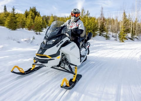 Snow and ski sports