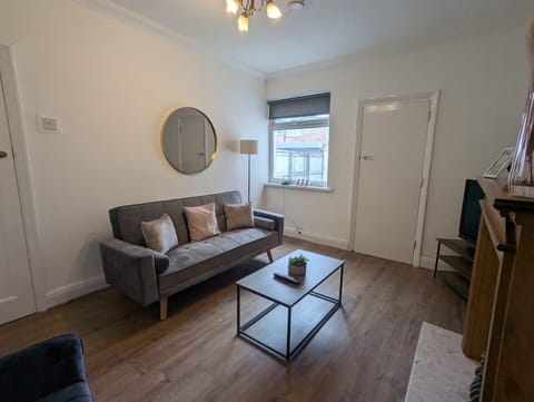 Living Room / Lounge