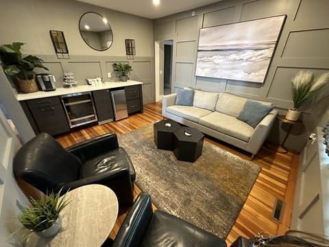 Common Area Lounge & Coffee Station