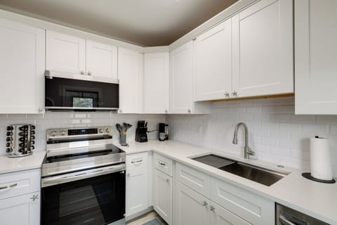 Kitchen | Dishwasher | Spices