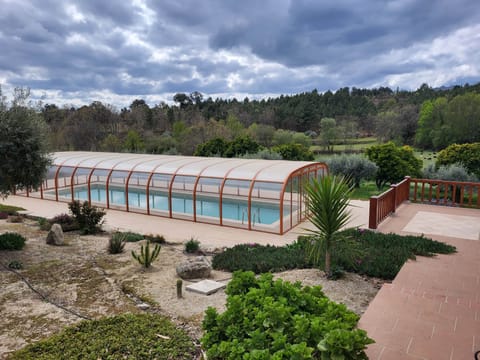 06 Pool