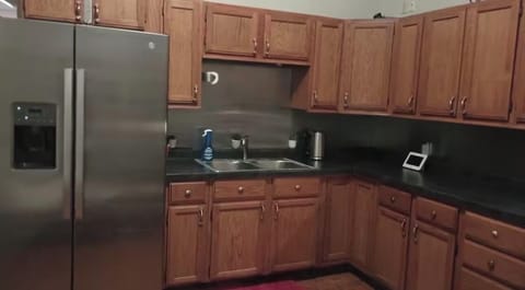 Full kitchen. No dishwasher. Keurig, basic utensils.