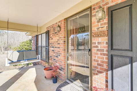 Front Porch | Single-Story Home