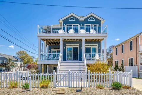 Three floors of beautiful, modern each house