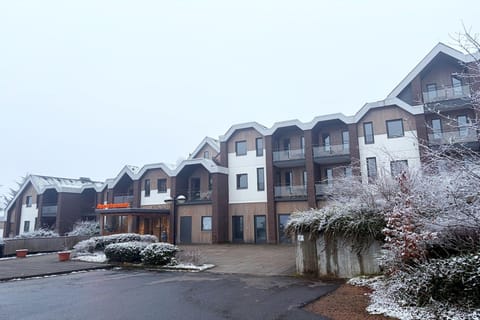 Holiday Home Exterior [winter]