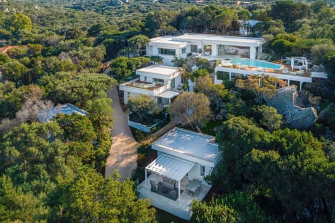 Building Exterior, Other Room, Outdoor, Pool, Spring, Summer, Wellness