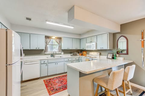 Kitchen | Cooking Basics | Complimentary Spices | Main Floor