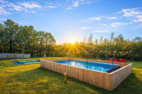 Sunrise views over the private pool—your perfect morning.