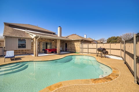 Rowlett Vacation Rental | 3BR | 2.5BA | 2,623 Sq Ft
