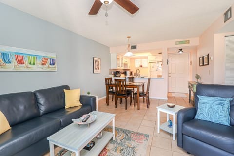 St. Augustine Beach Rentals Living Room
