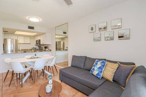 St. Augustine Beach Rentals Living Room