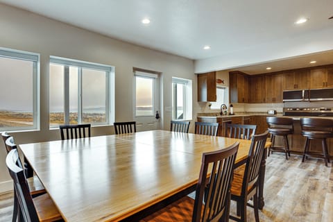 Dining Area | 1st Floor