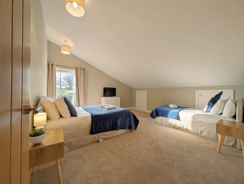 The Swallows | Luxury Countryside Retreat House in Forest of Dean