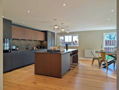 The Swallows | Luxury Countryside Retreat House in Forest of Dean