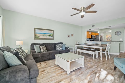 Living Area – Sleeper Sofa - Ground Floor - Courtyard View - Cable & Smart TV