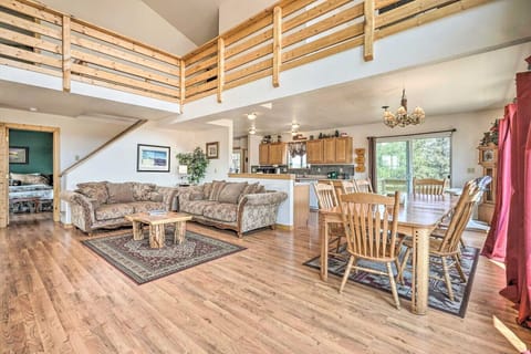 Living Room | Cozy Lodge Seating | Natural Light & Comfortable Furnishings