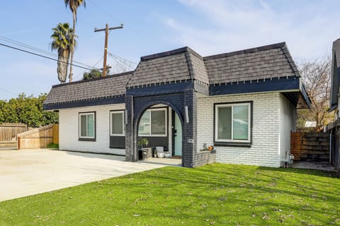 Tulare Vacation Rental | 3BR | 2BA | 1,287 Sq Ft