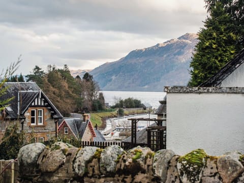 House, Landscape, Highland, Home, Cottage, Rural Area, Mountain Range, Village, Hill Station, Valley