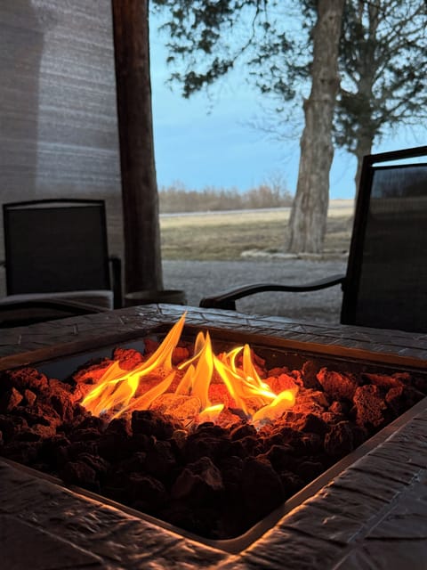 Unplug & Unwind: Private Country Cabin Escape with Hot Tub & Private Deck Cabin in Ozark Mountains