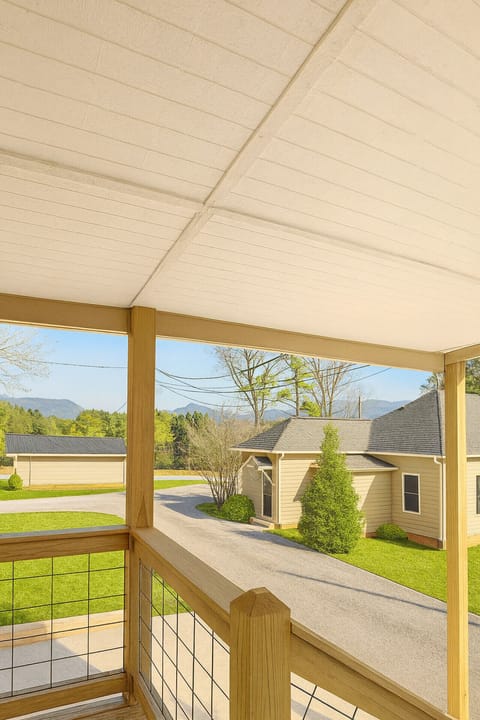 View of the beautiful Appalacian mountains from the front porch