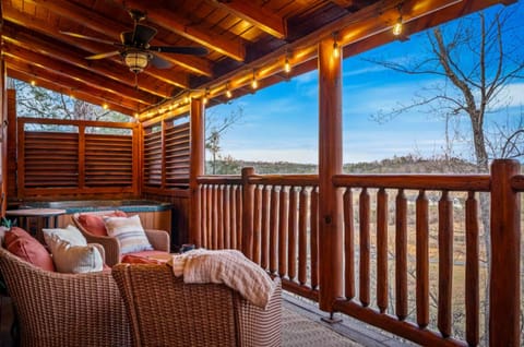 Cozy outdoor seating for your friends and family!