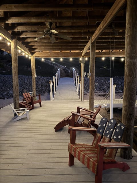 Sunset Shores on Watts Bar House in Watts Bar Lake