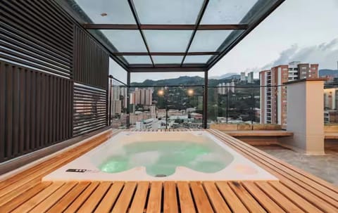 Indoor spa tub