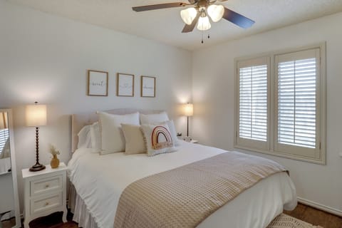 Lubbock Vacation Rental | 3BR | 2BA | 1,735 Sq Ft | Small Step to Enter