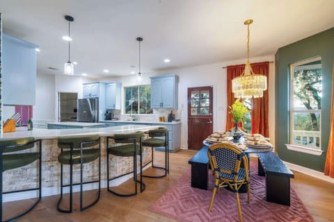 Step inside and let the open floor layout sweep you away. Room to move, space to lounge, and a layout that makes every moment feel effortless and fun.