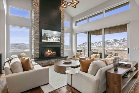 Home Decor, Fireplace, Indoors, Architecture, Building