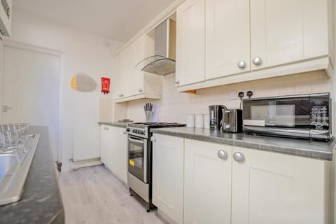 Somerset Road House, Birmingham - Host & Stay