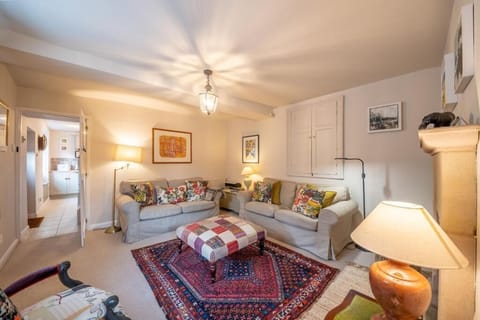 White House, Wensley - Host & Stay