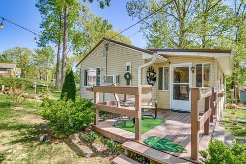 Deck | Outdoor Seating | Entry Access & String Lighting