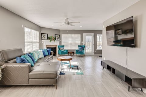 Harvest Vacation Rental | 4BR | 2.5BA | 1,810 Sq Ft