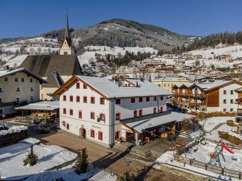 Holiday Home Exterior [winter]