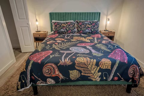 Big comfortable queen size bed in the bedroom
