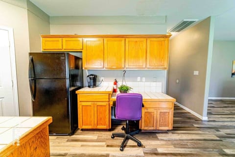 Work area with roller chair