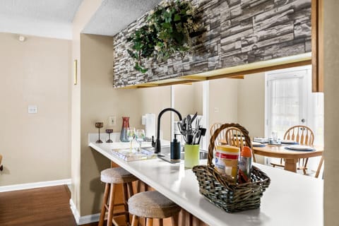 Kitchen | Island Counter | Bar Seating & Sink Fixture