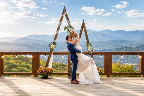 Welcome to The Grand Haven by Ghosal Experiences — Weddings & Lodging with Sweeping Mountain Views.