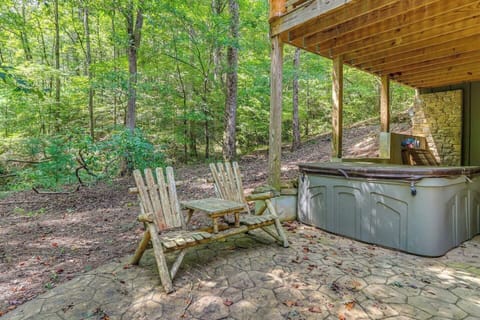 New! 45 minutes to lakepoint. Cabin in Georgia