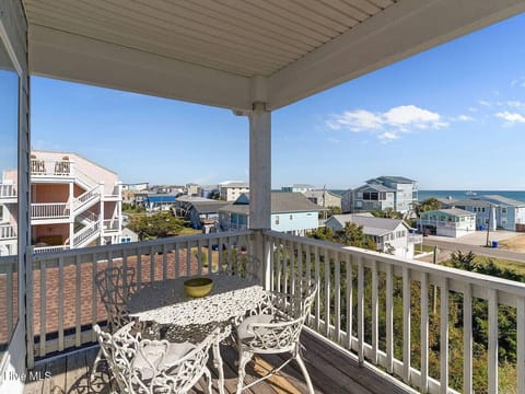 Dinning room with Deck with  ocean view