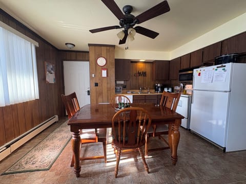 Cozy Ski Lodge w/ Sauna & Game Lounge - Schnickelfritz #2 Lodge in Wisconsin