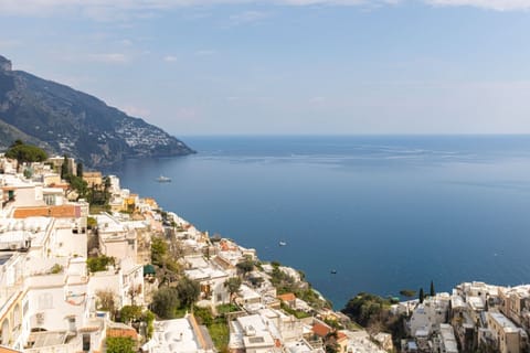 Aurora Sea with terrace and jacuzzi House in Campania