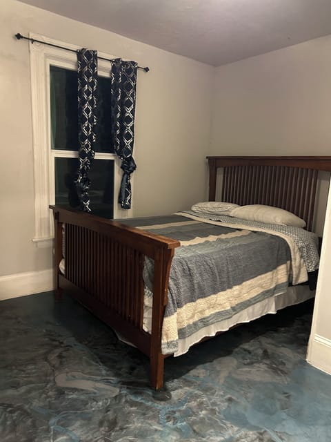 exceptional peaceful quiet 3 bedrooms  house House in Hercules