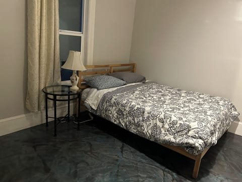 exceptional peaceful quiet 3 bedrooms  house House in Hercules