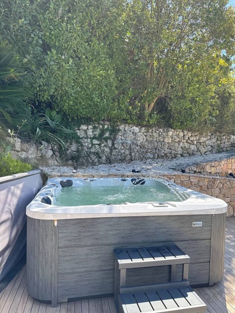 Luxury villa in Mougins for 12 people Villa in Mougins