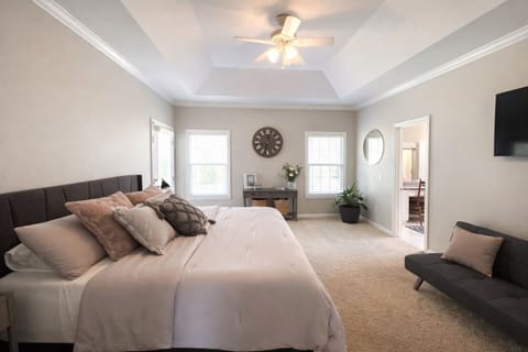 Spacious 4BR Near Ft. Novosel Gate, Perfect for PCS & Flight Students House in Enterprise