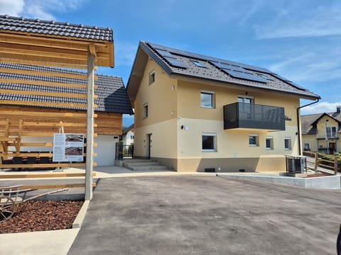 Villa Jelena - 2-bedroom app-Bled-Vintgar-Pokljuka Apartment in Carinthia, Austria